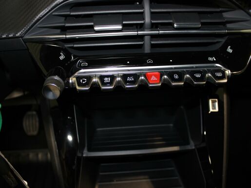 Peugeot 208 STYLE PureTech 100 S&S MA*9831