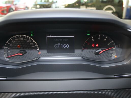 Peugeot 208 STYLE PureTech 100 S&S MA*9831