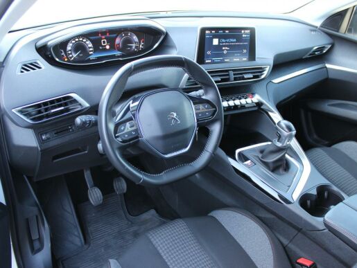 Peugeot 3008 1.5HDi,130HP,1.maj,ČR,DPH