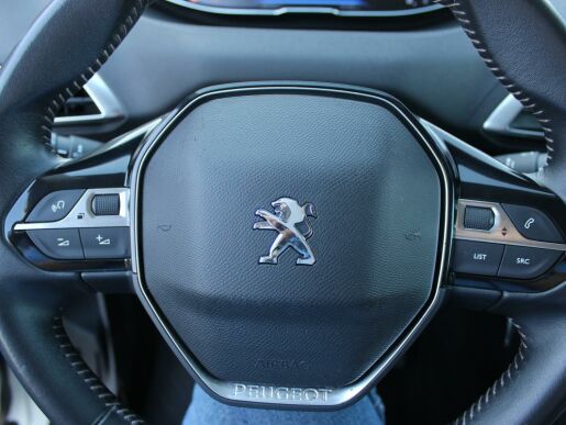 Peugeot 3008 1.5HDi,130HP,1.maj,ČR,DPH