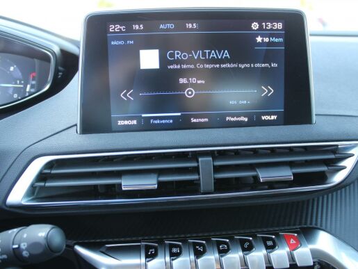 Peugeot 3008 1.5HDi,130HP,1.maj,ČR,DPH