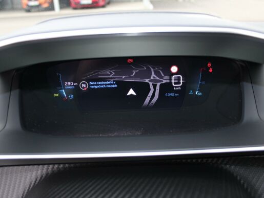 Peugeot 2008 ALLURE PACK 1.2PureTech, 130HP