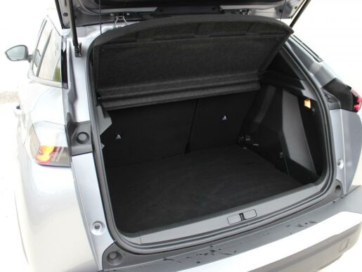 Peugeot 2008 ALLURE PACK 1.2PureTech, 130HP