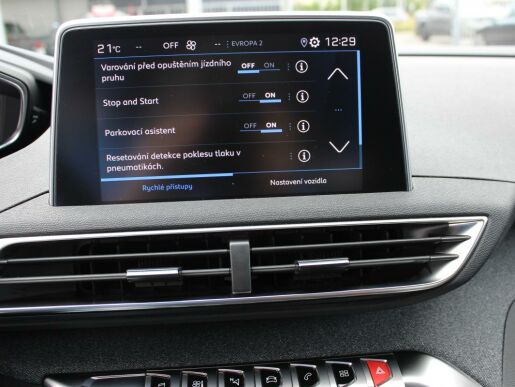 Peugeot 5008 1.5BlueHDi,130HP,Allure,7míst,