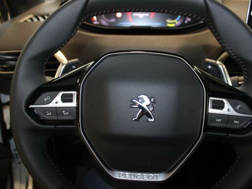Peugeot 5008 ALLURE PACK BlueHDi 130 EAT8
