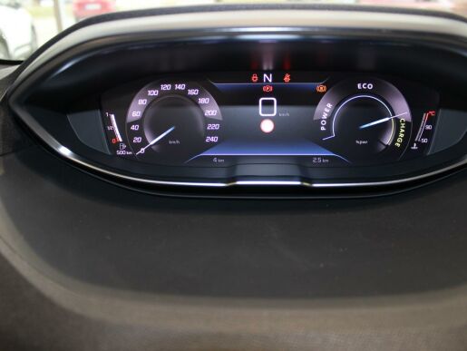 Peugeot 5008 ALLURE PACK BlueHDi 130 EAT8