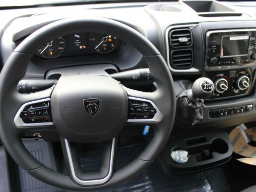Peugeot Boxer Furgon 3500 L3H2 BlueHDi 140k