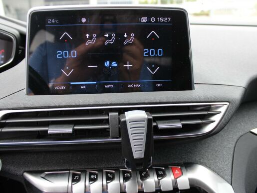 Peugeot 3008 1.5HDi,130HP,Allure,ČR,navi,