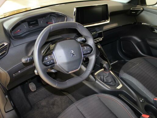 Peugeot 208 1.2PureTech,75HP,ČR,DPH,1.maj