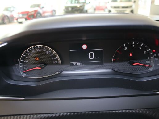 Peugeot 208 1.2PureTech,75HP,ČR,DPH,1.maj