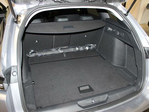 Peugeot 308 SW ALLURE Hybrid 136 e-DCS6