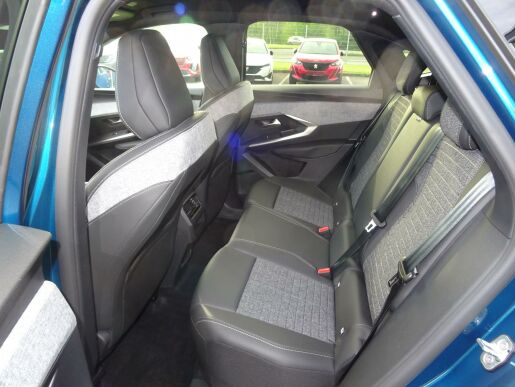 Peugeot 3008 ALLURE Hybrid 136k e-DCS6