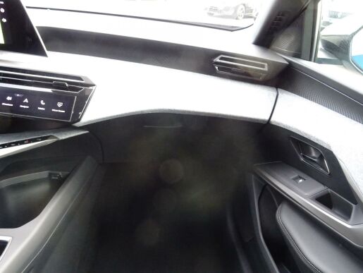 Peugeot 3008 ALLURE Hybrid 136k e-DCS6