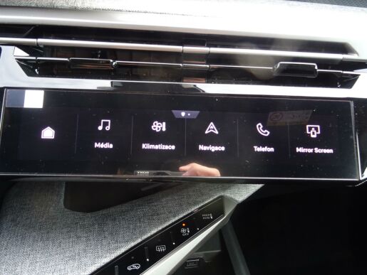 Peugeot 3008 ALLURE Hybrid 136k e-DCS6