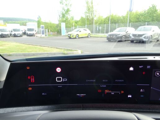 Peugeot 3008 ALLURE Hybrid 136k e-DCS6