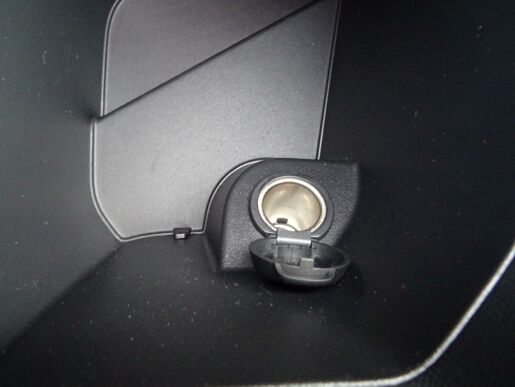 Peugeot 3008 ALLURE Hybrid 136k e-DCS6