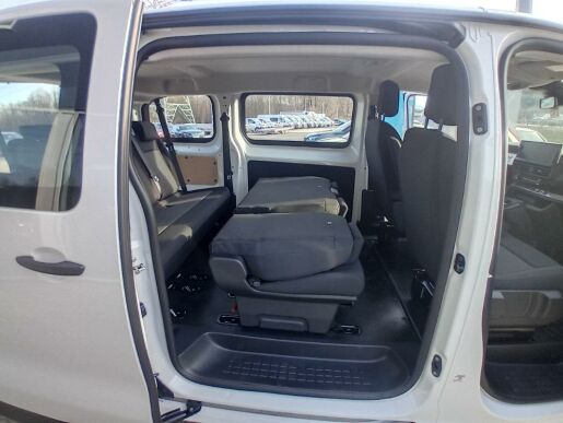 Peugeot Expert Combi L2 2,0 HDi 180 EAT8
