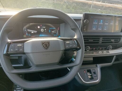 Peugeot Expert Combi L2 2,0 HDi 180 EAT8
