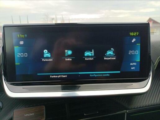 Peugeot 2008 GT Elektromotor 136 k