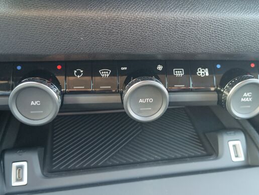 Citroën C4 YOU 1,2PT 100 MAN6