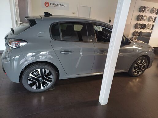 Peugeot 208 ALLURE 1.2 PureTech 100k