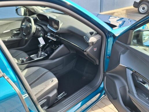 Peugeot 2008 ALLURE PureTech 100  MAN6