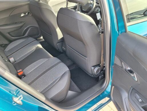 Peugeot 2008 ALLURE PureTech 100  MAN6
