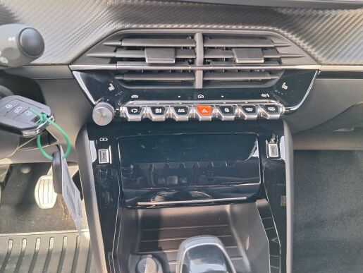 Peugeot 2008 ALLURE PureTech 100  MAN6