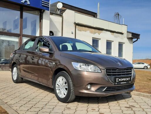 Peugeot 301 ALLURE 1.2 PT 82k M5 1.MAJ