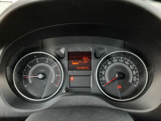 Peugeot 301 ALLURE 1.2 PT 82k M5 1.MAJ