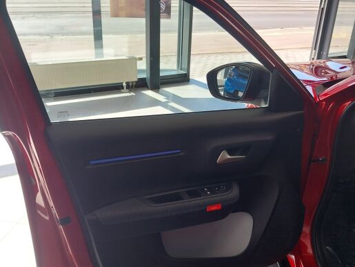 Citroën C3 PLUS Turbo 100 S&S MAN6