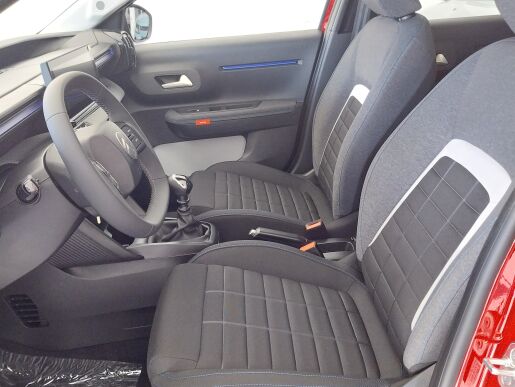 Citroën C3 PLUS Turbo 100 S&S MAN6
