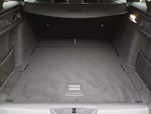 Peugeot 308 SW Allure BlueHDi 7 let zár.