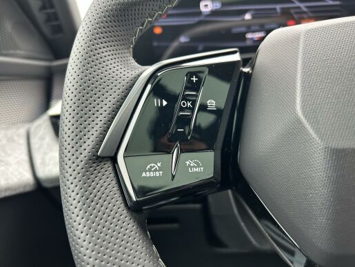 Peugeot 5008 GT Hybrid 136 e-DCS6