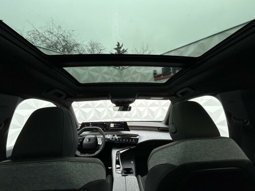 Peugeot 5008 GT Hybrid 136 e-DCS6