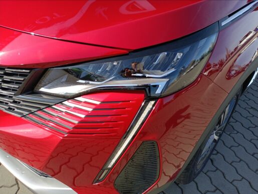 Peugeot 3008 Allure Pack 1.2 PureTech 130k EAT8