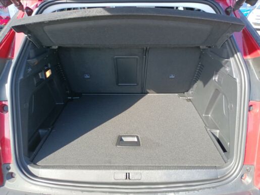 Peugeot 3008 Allure Pack 1.2 PureTech 130k EAT8