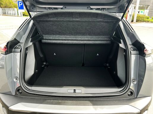 Peugeot 2008 ALLURE Hybrid 145 e-DCS6