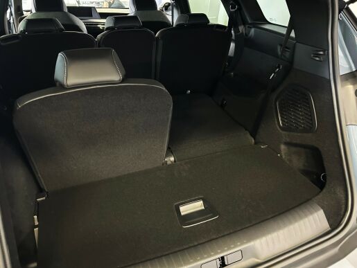 Peugeot 5008 ALLURE Hybrid 145 e-DCS6