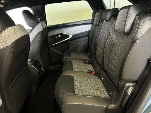 Peugeot 5008 ALLURE Hybrid 145 e-DCS6