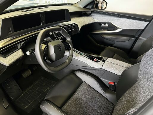 Peugeot 5008 ALLURE Hybrid 145 e-DCS6