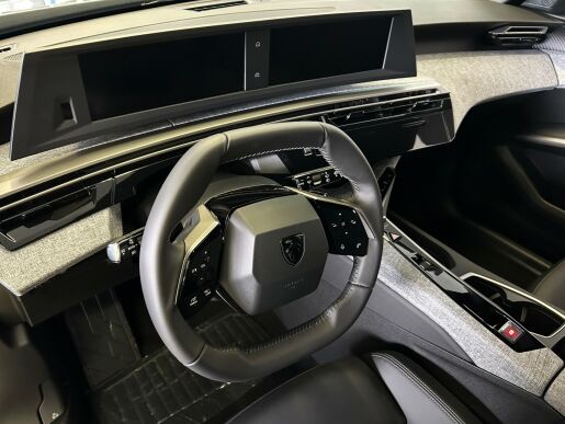 Peugeot 5008 ALLURE Hybrid 145 e-DCS6
