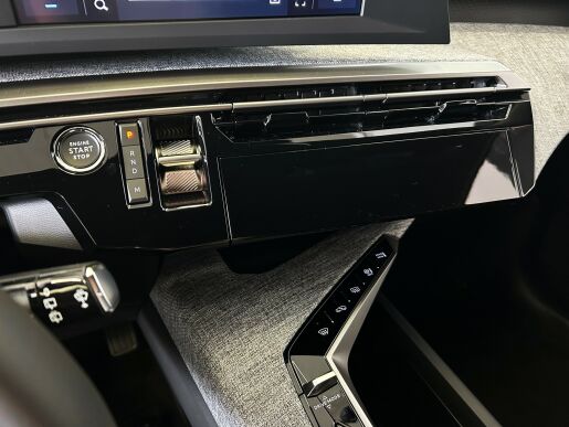 Peugeot 5008 ALLURE Hybrid 145 e-DCS6