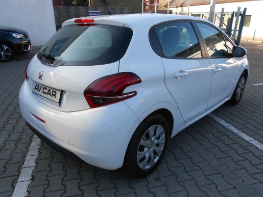 Peugeot 208 Active 1,2 82k ČR