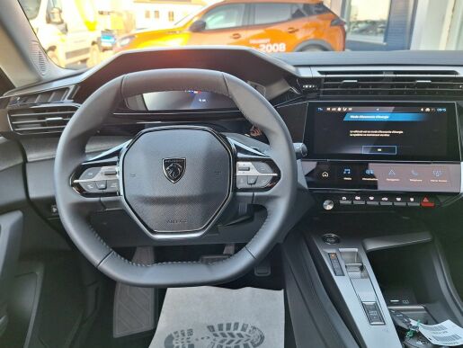 Peugeot 308 ALLURE PureTech 130  EAT8