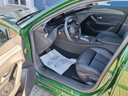 Peugeot 308 ALLURE PureTech 130  EAT8
