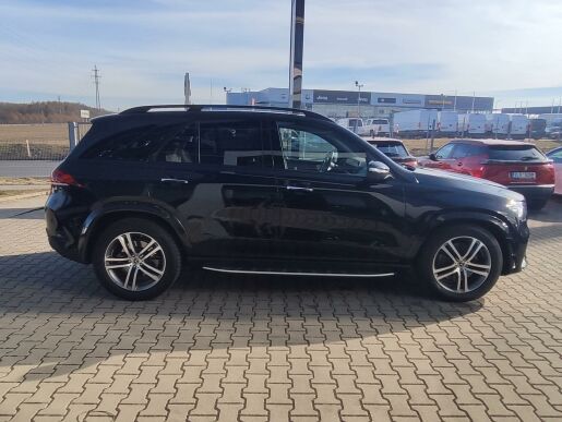 Mercedes-Benz GLE AMG 400 D 4 MATIC  330k 7 MÍST