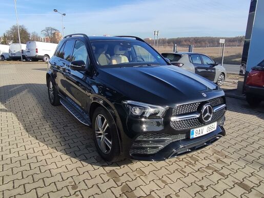 Mercedes-Benz GLE AMG 400 D 4 MATIC  330k 7 MÍST