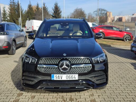 Mercedes-Benz GLE AMG 400 D 4 MATIC  330k 7 MÍST