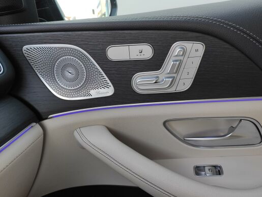 Mercedes-Benz GLE AMG 400 D 4 MATIC  330k 7 MÍST